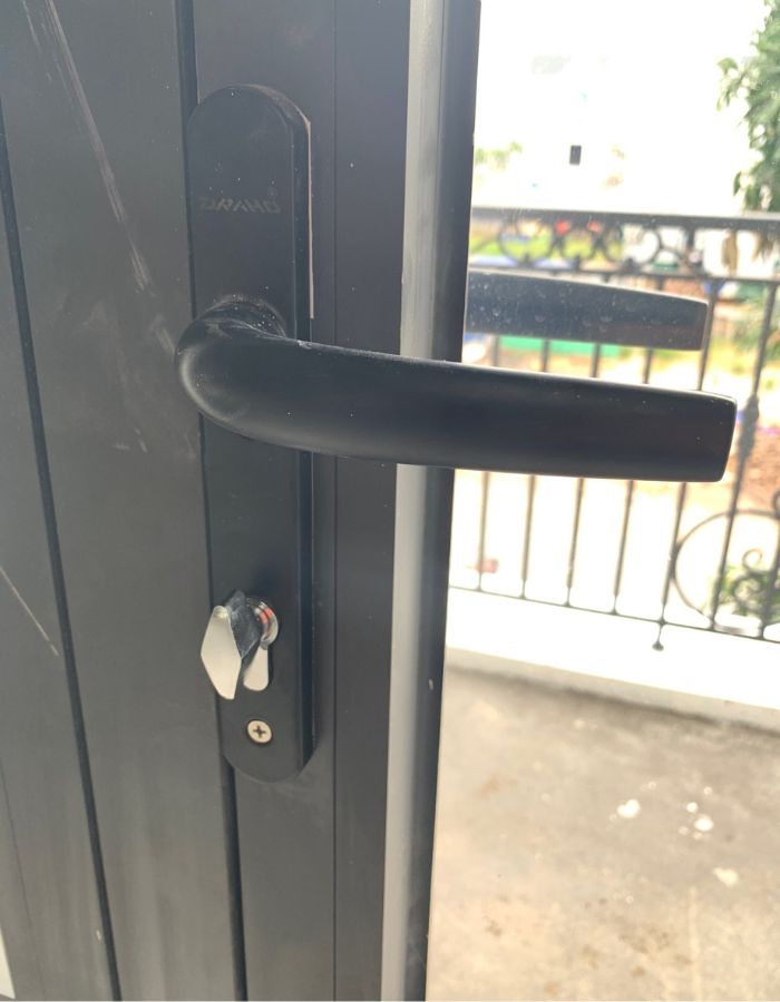 tay nắm cửa sổ 5