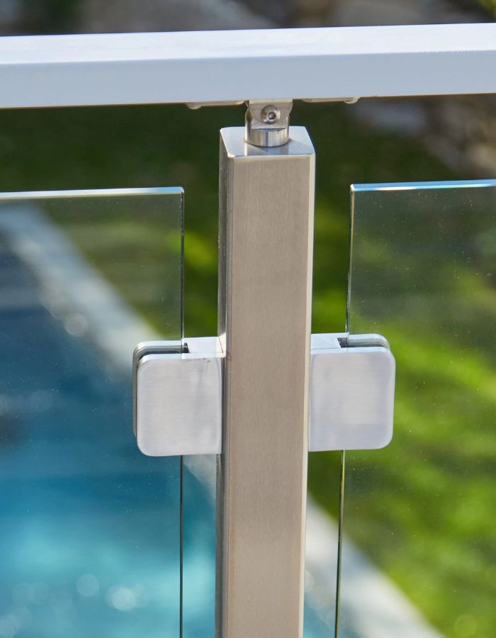 trụ lan can kính 5