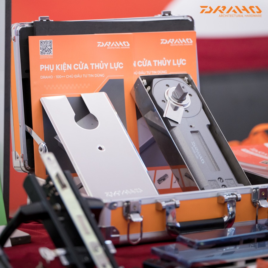 Bản lề thủy lực cửa kính 6